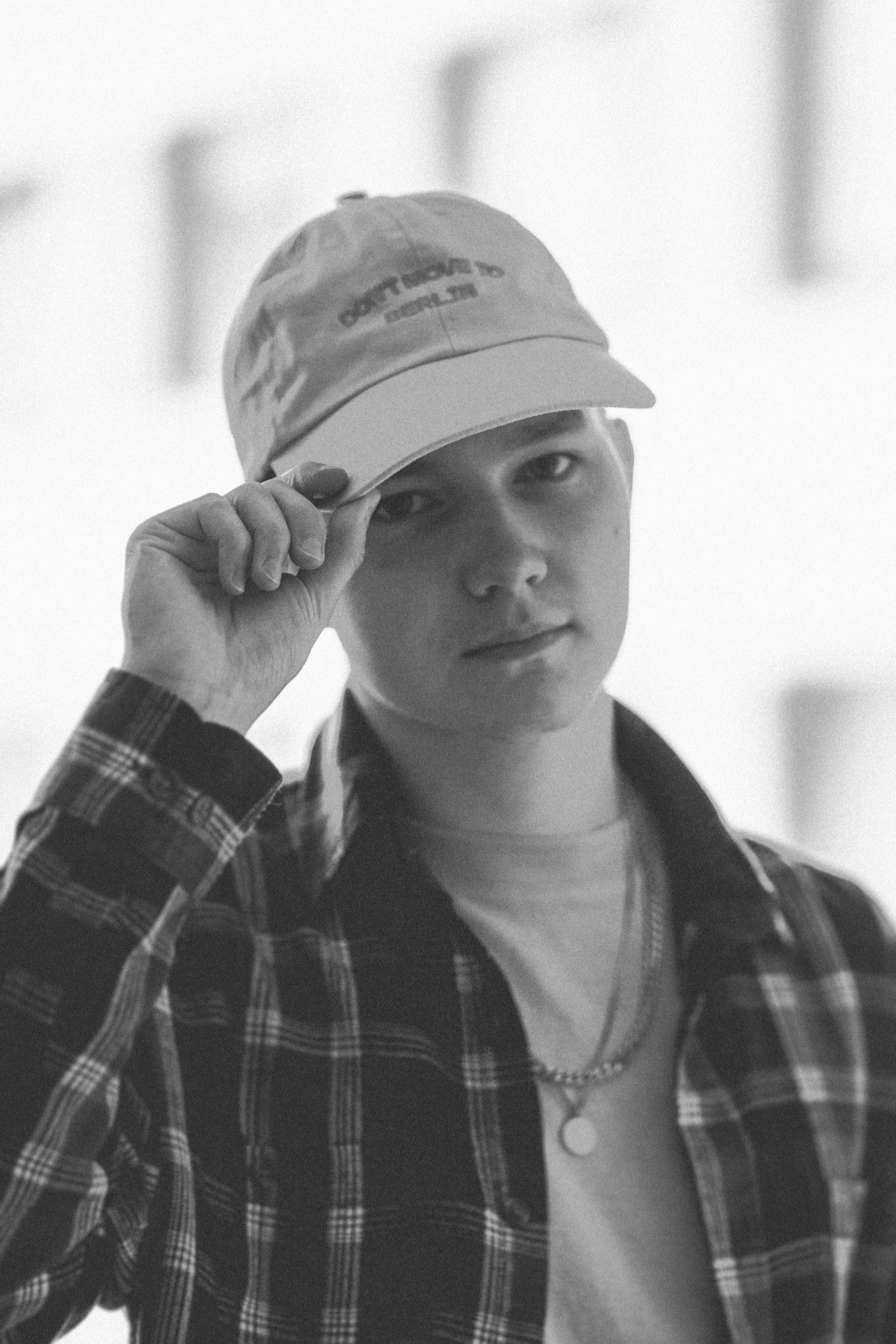 Bild Florian Zeibig für die Kandidatur als studentische Vertretung im Fakultätsrat Design 2023/2024